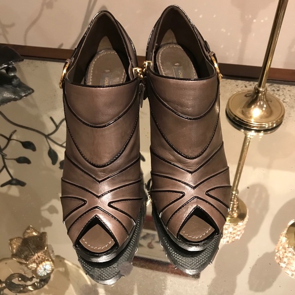 Louis Vuitton Marlene Calfskin Open Toe Bo… - Picture 7 of 13